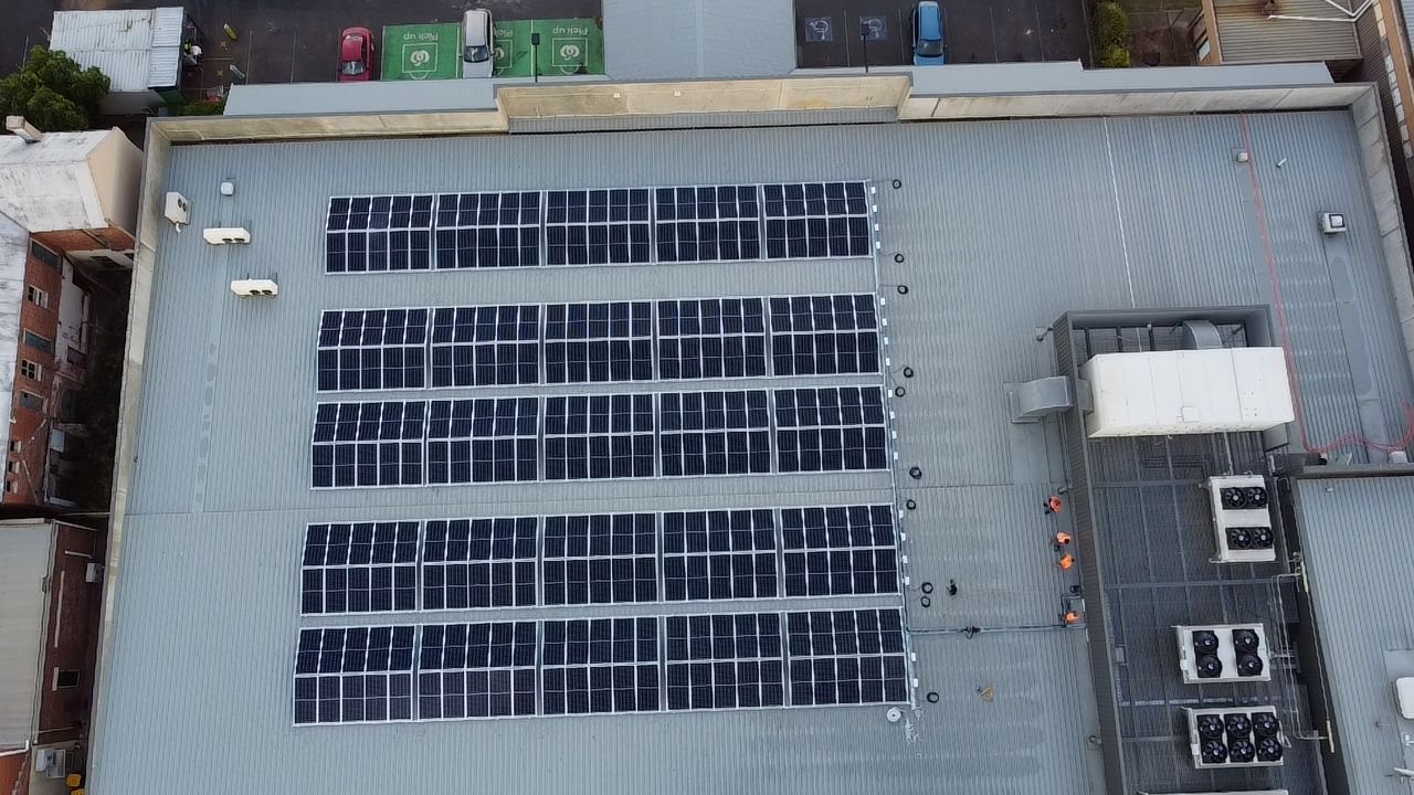 Solpod Solar At Woolworths Wellington - Solpod